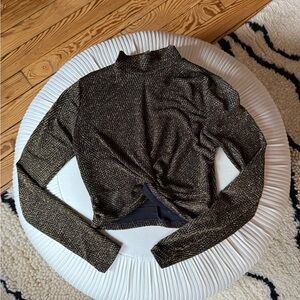 Forever 21 Black and Gold Long Sleeve Top